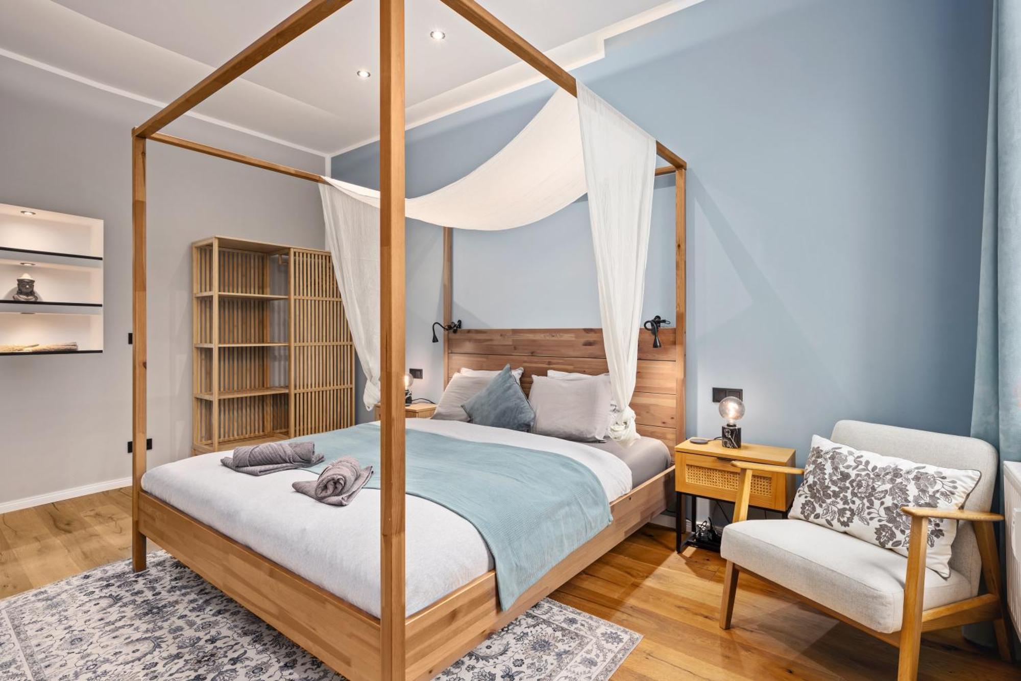 Edler Wohnraum Luxurioeses Stadtstudio Mit Balkon, Kaffeevollautomat & Klima Zwickau Zewnętrze zdjęcie